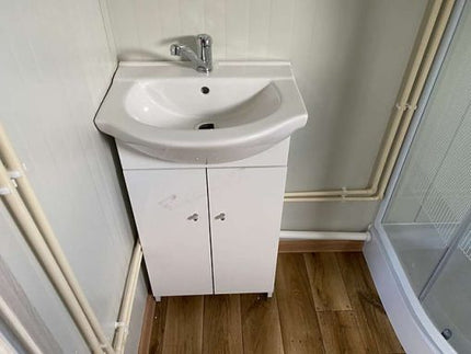Contenedor Habitable 6x2.40m con WC Ducha y Cocina