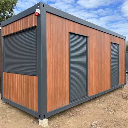 Contenedor de oficina estándar 6,00 x 2,43 m
